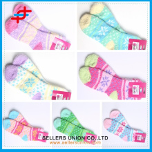 New arrival custom logo multi coloured fashion girls terry socks/China suppliers of terry towelling socks